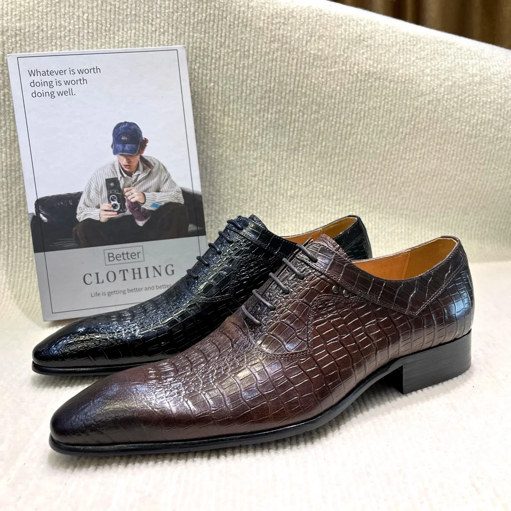 Men'S Luxury Formal Wear - イタリアの高級メンズポインテッドトゥオックスフォードシューズブラックコーヒーレザーレースアップドレスシューズ結婚式オフィスビジネスフォーマルウェア