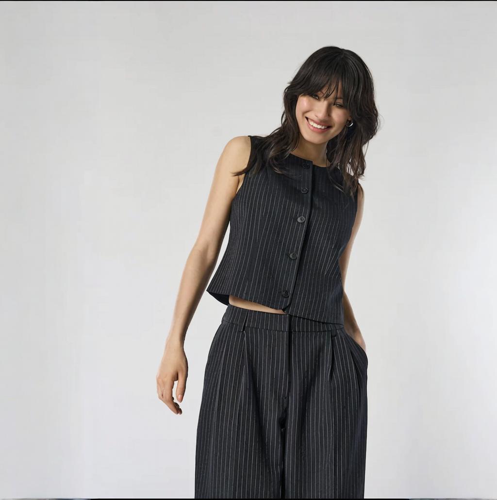 Slim Fit Suit Set - アリンジェントル ブラック ラウンドネック ピンストライプ ベスト レディース