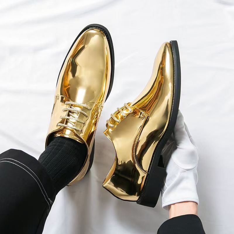男性用デイリーポインテッドレザーシューズ、ビジネスパフォーマ - Men'S Formal Party Wear Shoes のレビューと価格